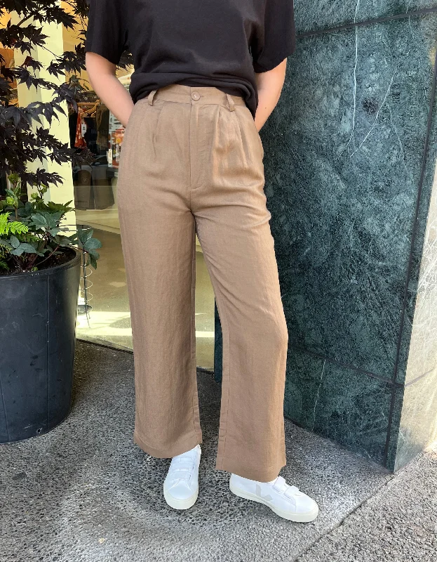 Chloe Pleat Pant Linen in Tobacco Fashionable Tapered Leg Pants