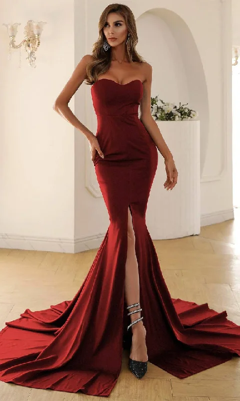 Sophisticated Moment <br><span> Burgundy Strapless Sweetheart Neck Front Slit Mermaid Train Maxi Dress</span> Cozy Knit Maxi Dress