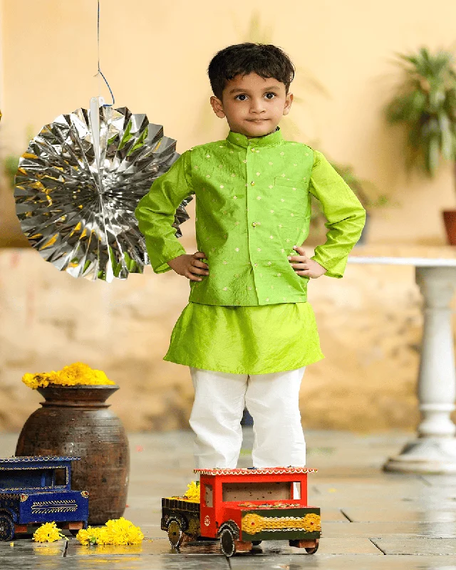 Pre-Order: Green Chanderi Kurta with weave Jacket and Churidar Fitted Jacket Loose Jacket Oversized Jacket