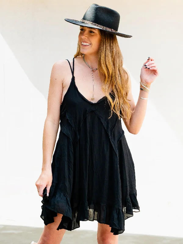 Black Flowy Tiered Rock Show Mini Dress Stylish Sweetheart Neck Mini Dress