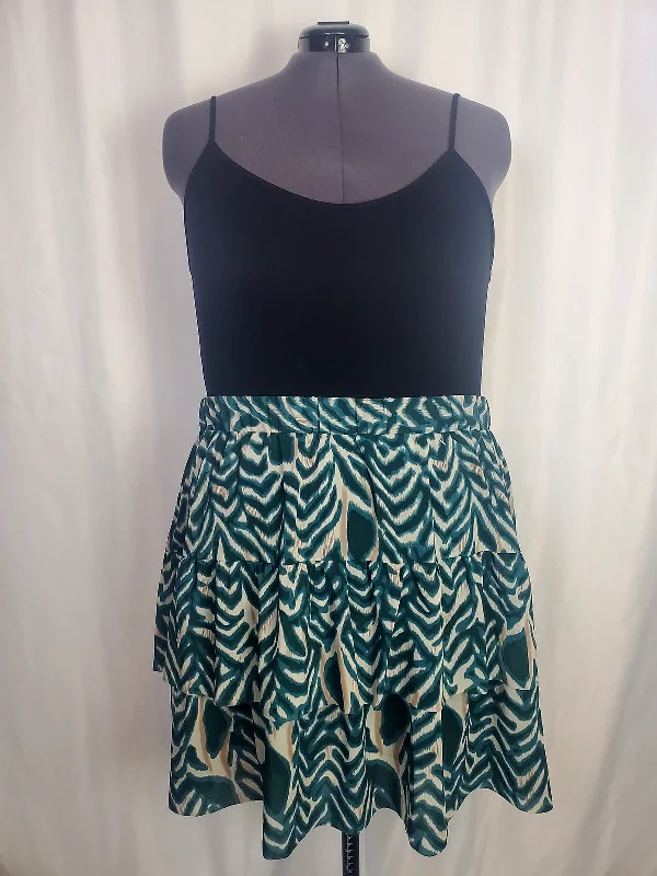 6th & LN Size 26/28 Teal & Beige Layered Skirt NWT corduroy skirt cozy