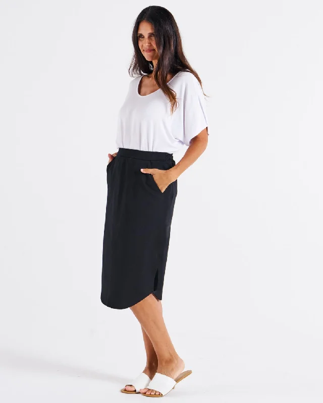 Betty Basics Evie Skirt Black spandex blend skirt