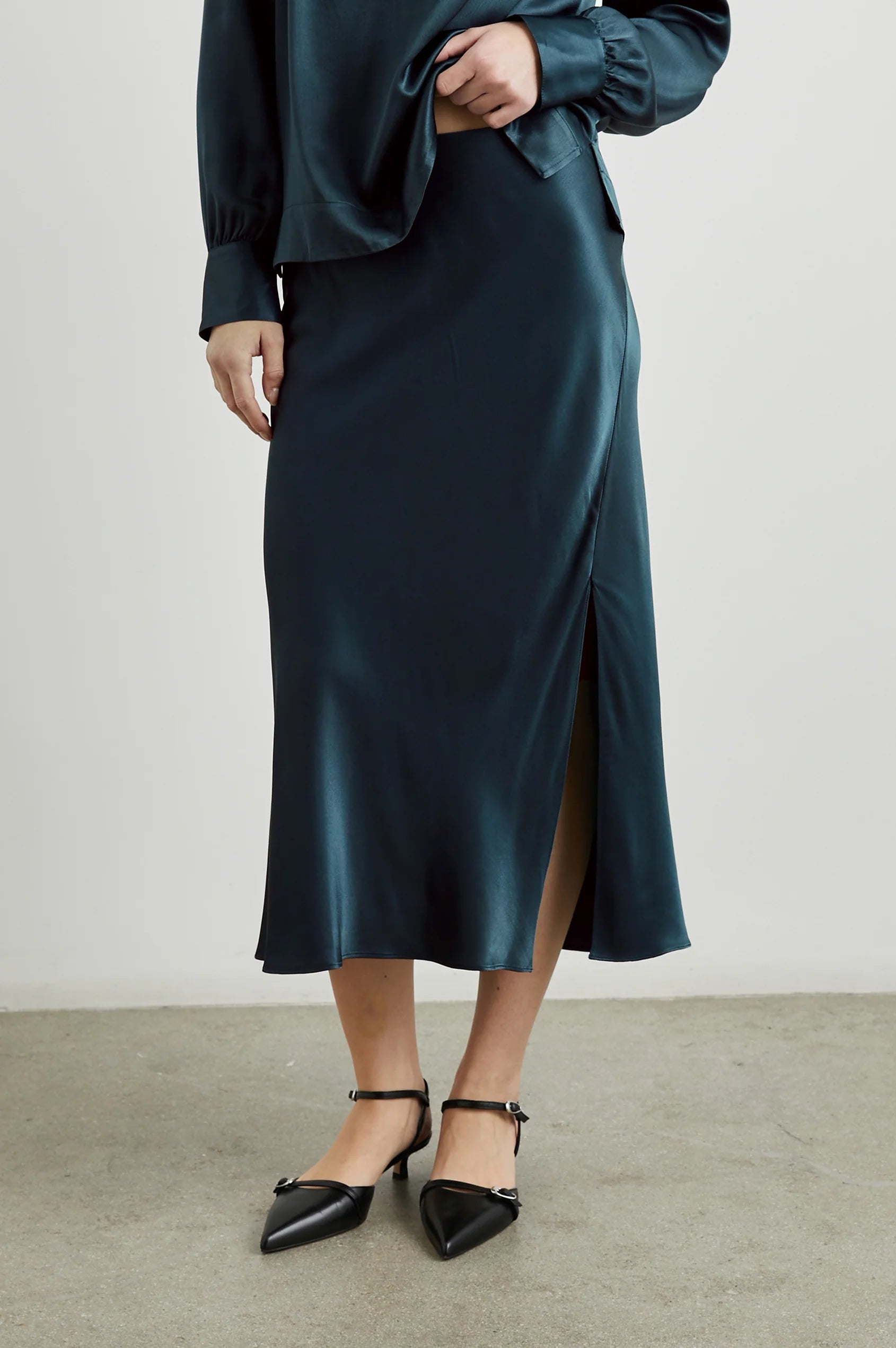 Maya Skirt ~ Deep Sea cashmere skirt fine